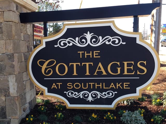 Southlake Cottages